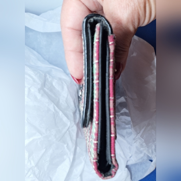 Longaberger red and green wallet EUC - Picture 2 of 5